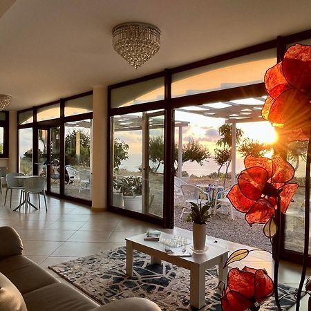 ホテル Residenza Domus Aurea Tropea- Vista Mare サンタ・ドメーニカ エクステリア 写真