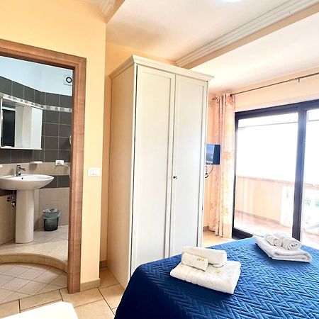 ホテル Residenza Domus Aurea Tropea- Vista Mare サンタ・ドメーニカ エクステリア 写真