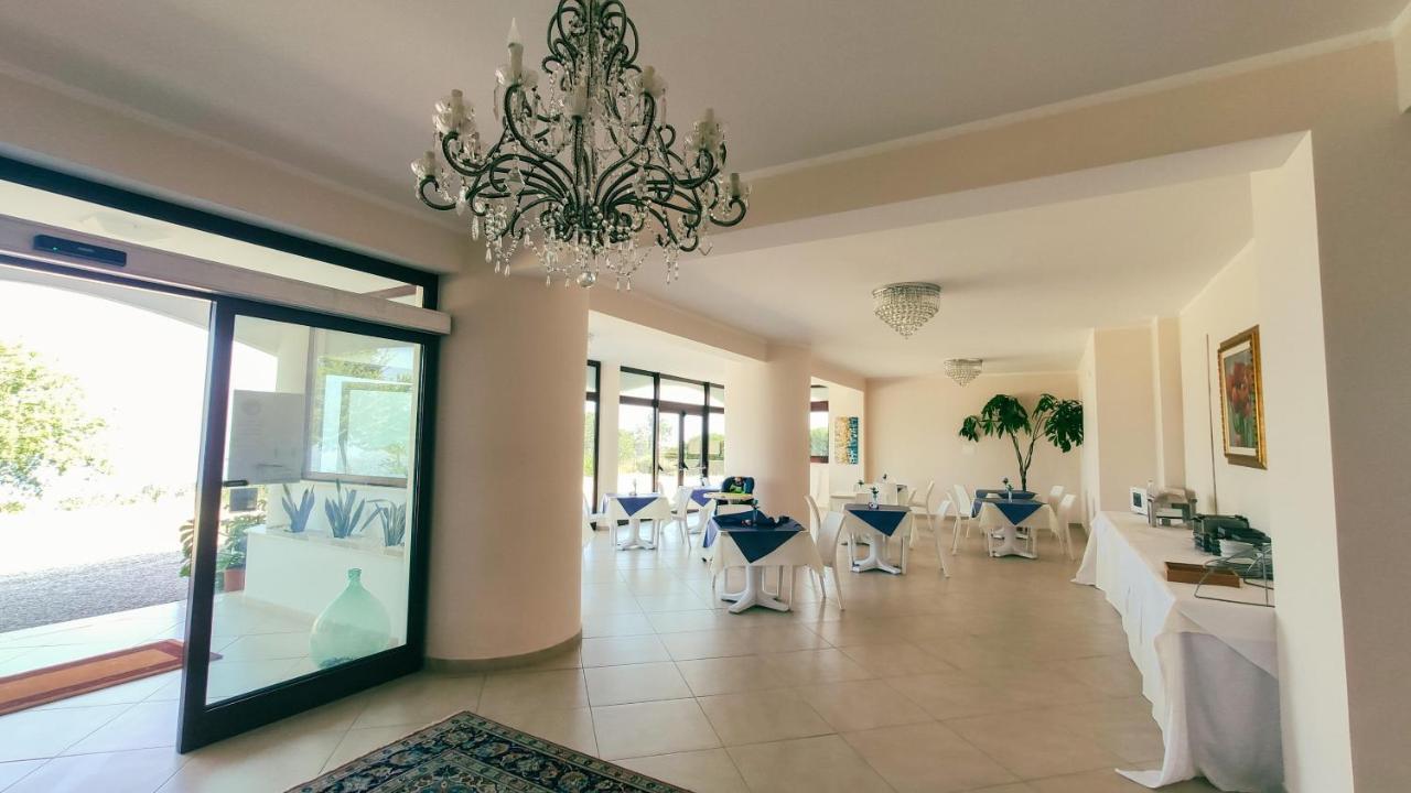 ホテル Residenza Domus Aurea Tropea- Vista Mare サンタ・ドメーニカ エクステリア 写真