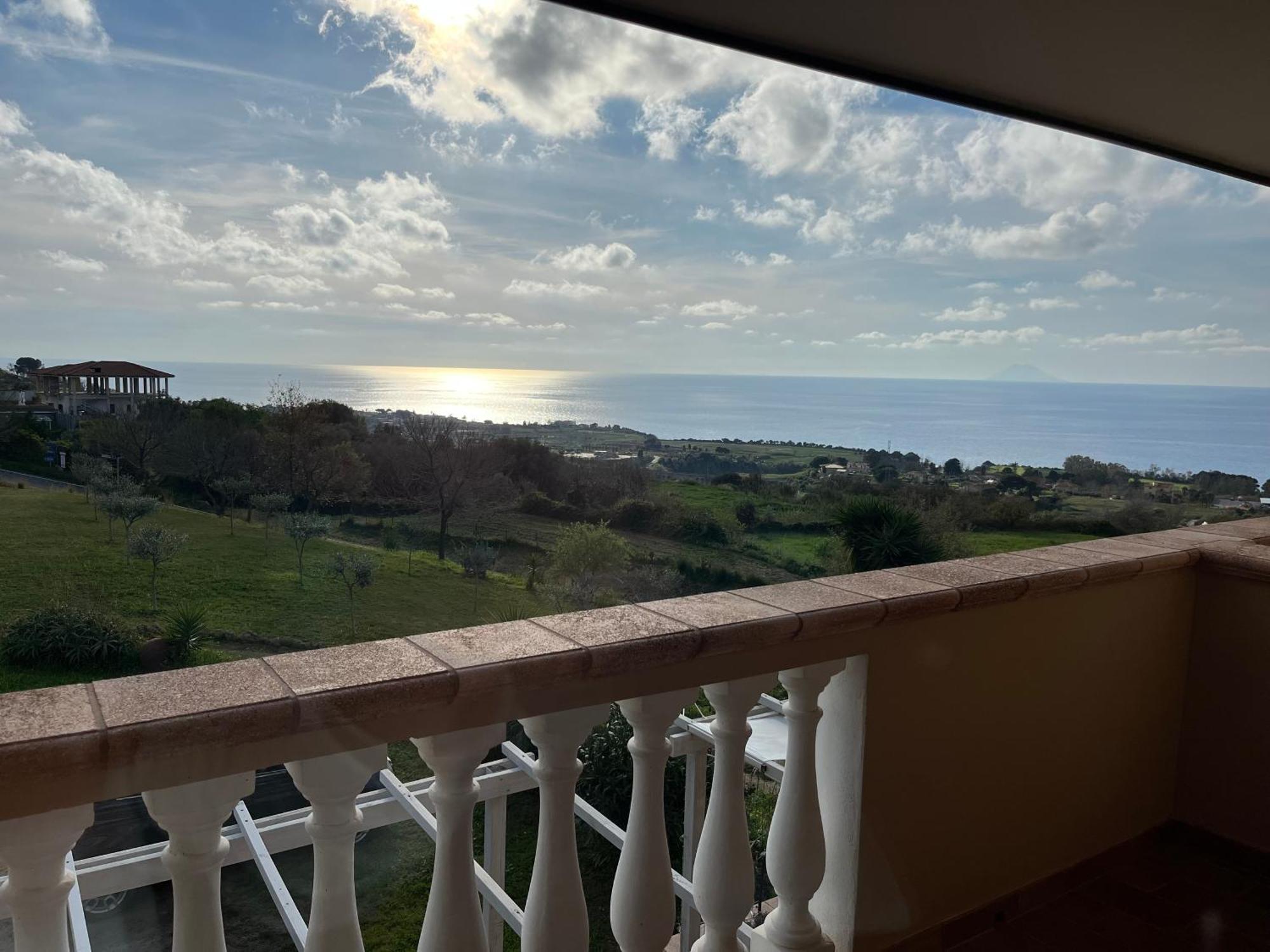ホテル Residenza Domus Aurea Tropea- Vista Mare サンタ・ドメーニカ エクステリア 写真