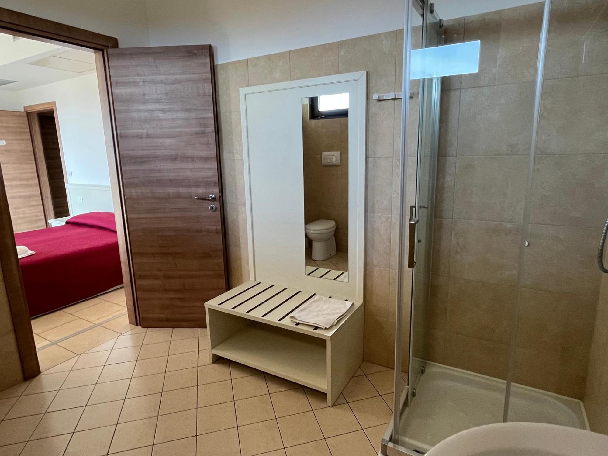 ホテル Residenza Domus Aurea Tropea- Vista Mare サンタ・ドメーニカ エクステリア 写真