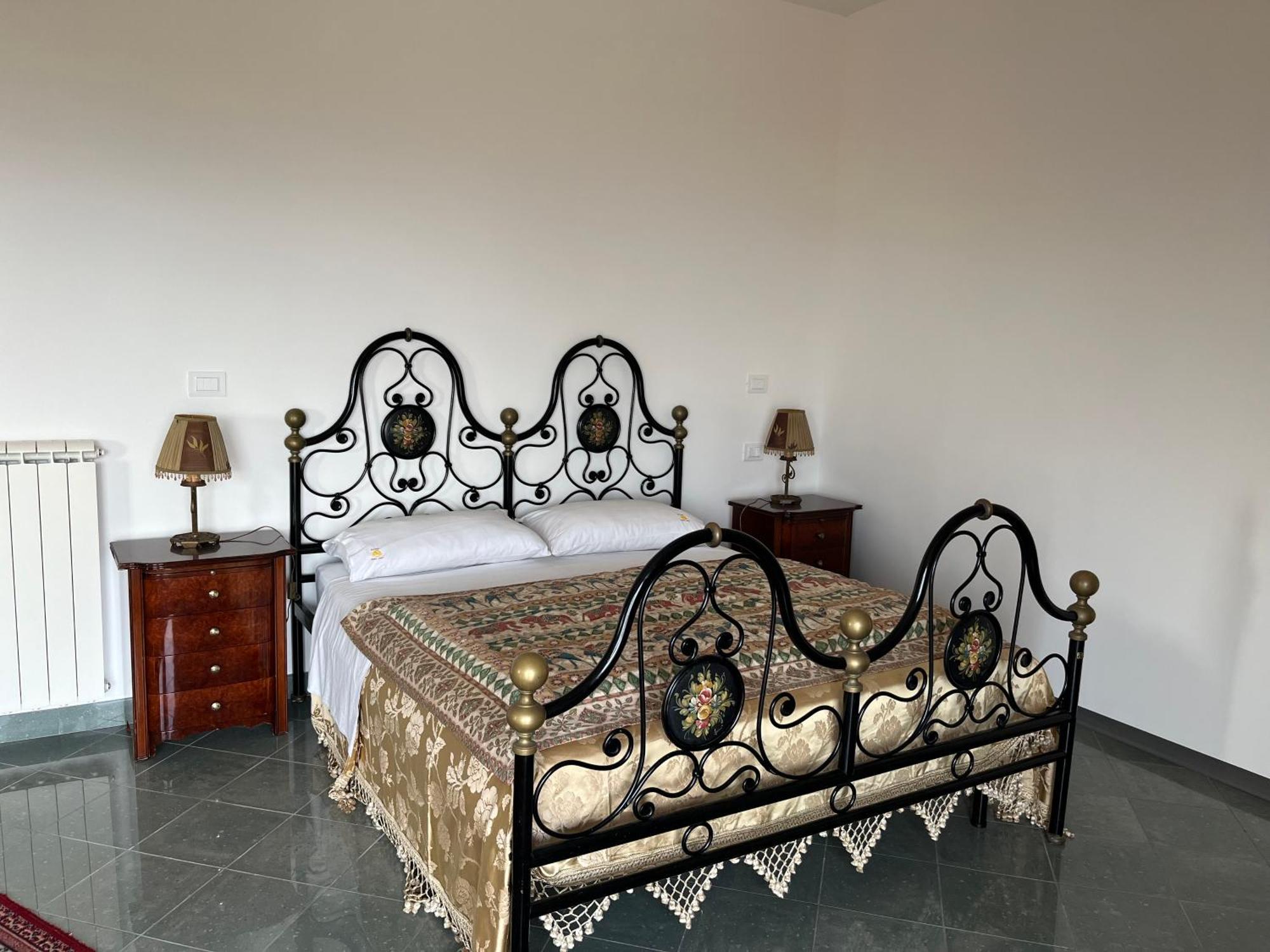 ホテル Residenza Domus Aurea Tropea- Vista Mare サンタ・ドメーニカ エクステリア 写真