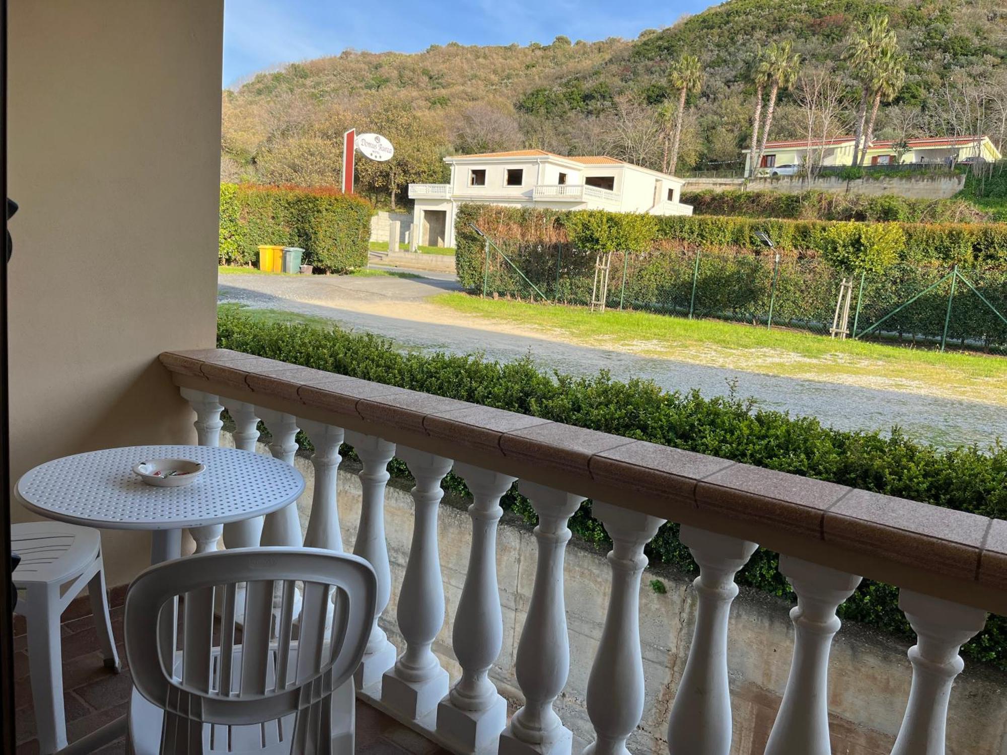 ホテル Residenza Domus Aurea Tropea- Vista Mare サンタ・ドメーニカ エクステリア 写真
