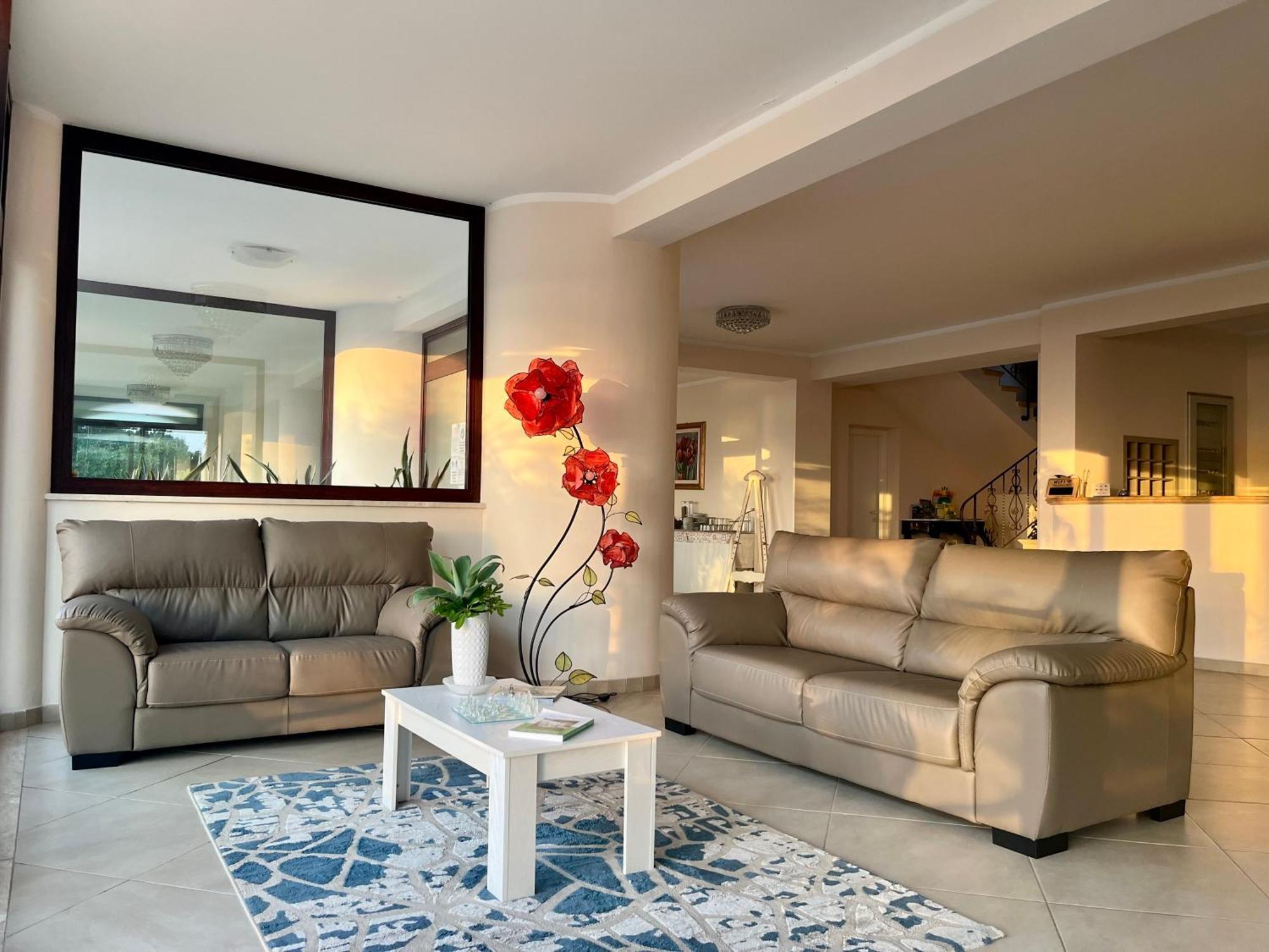 ホテル Residenza Domus Aurea Tropea- Vista Mare サンタ・ドメーニカ エクステリア 写真